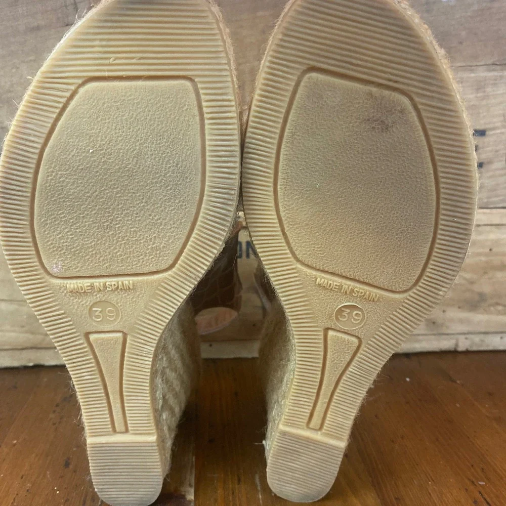 Andre Assous Women's 9 Tan Brown‎ Snake Print Espadrille Wedge Sandals Size 39